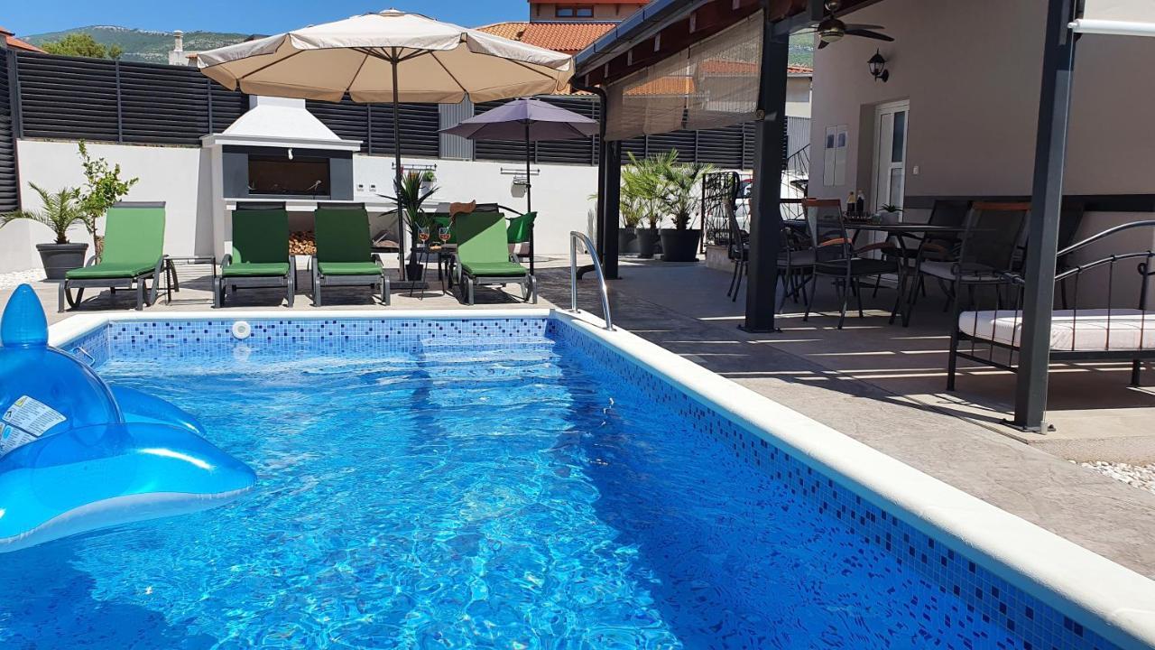 Villa Fides With Private Pool, Garden And Sea View Kaštel Novi Extérieur photo