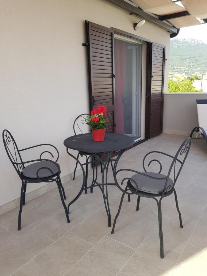 Villa Fides With Private Pool, Garden And Sea View Kaštel Novi Extérieur photo